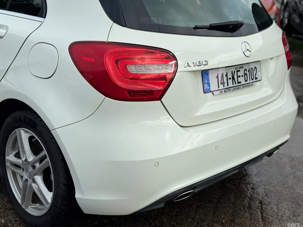 Mercedes-Benz A-Class Hatchback, Petrol, 2014, White