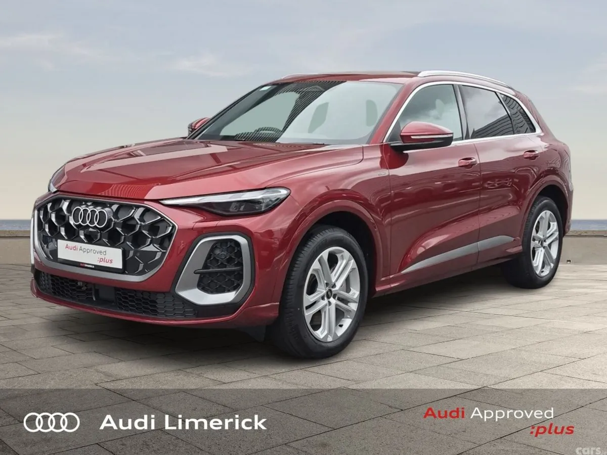 Audi Q5 SUV, Petrol Plug-in Hybrid, 2026, Red