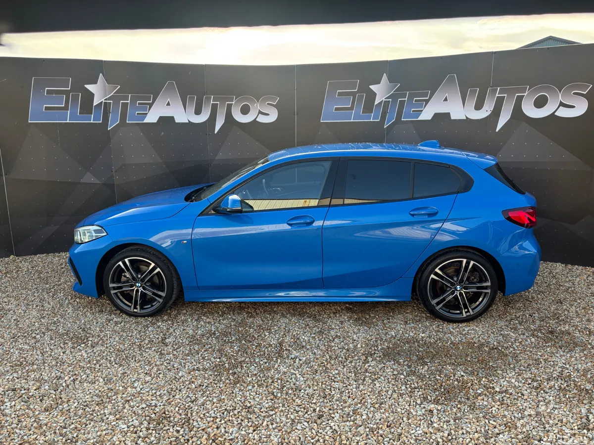 BMW 1-Series Hatchback, Diesel, 2021, Blue