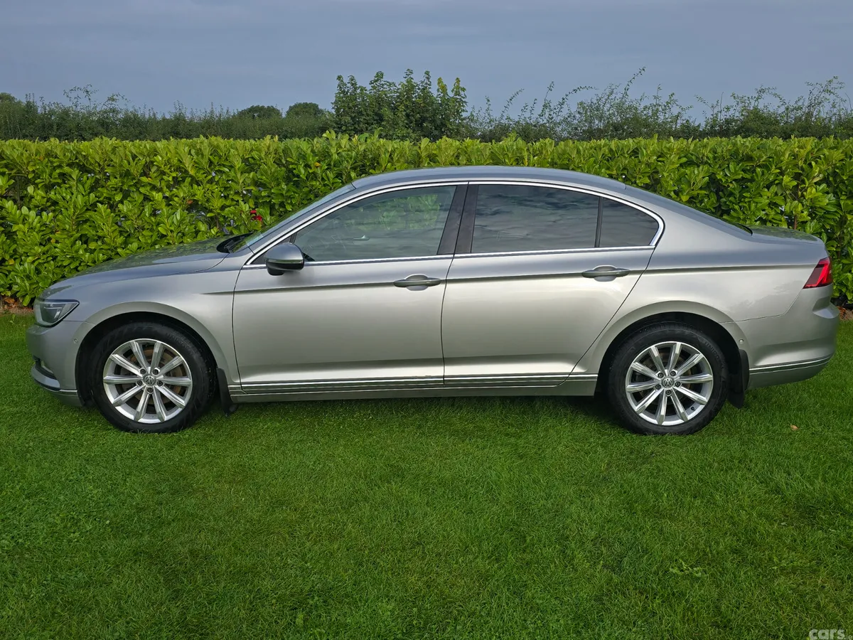 Volkswagen Passat Saloon, Diesel, 2016, Silver