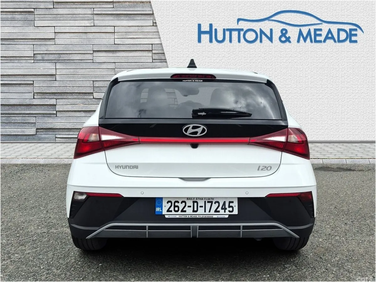 Hyundai i20 Hatchback, Petrol, 2026, White