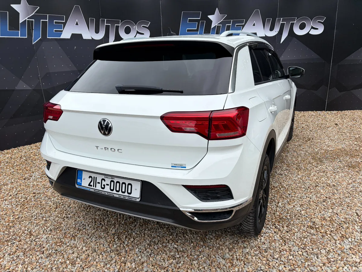 Volkswagen T-Roc Hatchback, Diesel, 2021, White