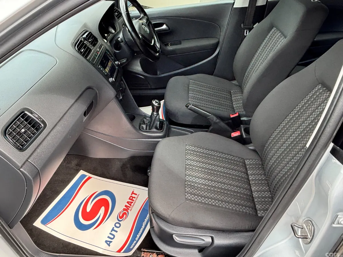 Volkswagen Polo Hatchback, Petrol, 2017, Silver
