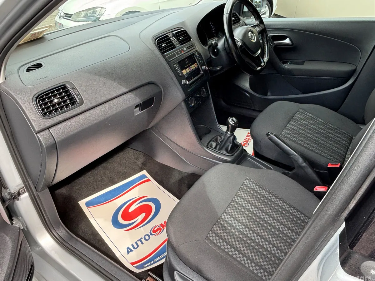 Volkswagen Polo Hatchback, Petrol, 2017, Silver