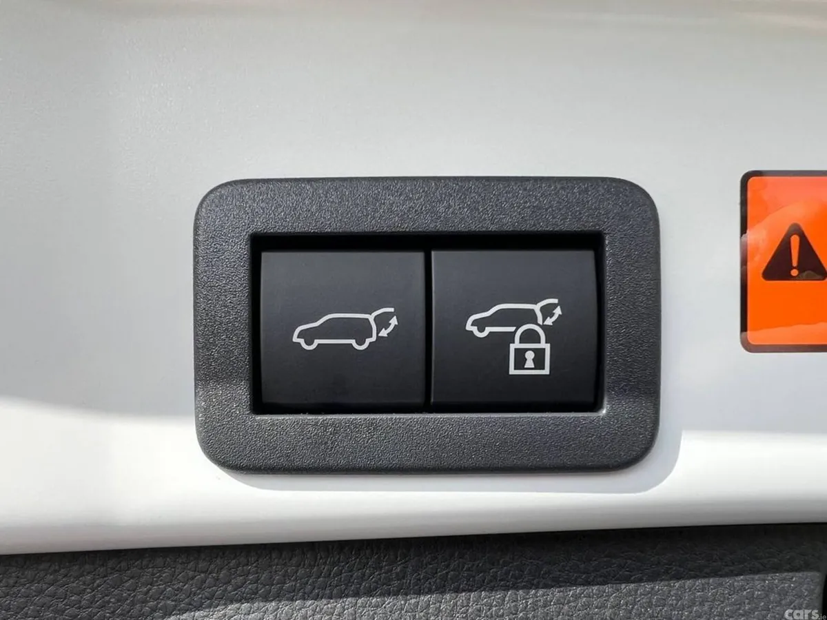 Toyota RAV4 SUV, Petrol Hybrid, 2026, White
