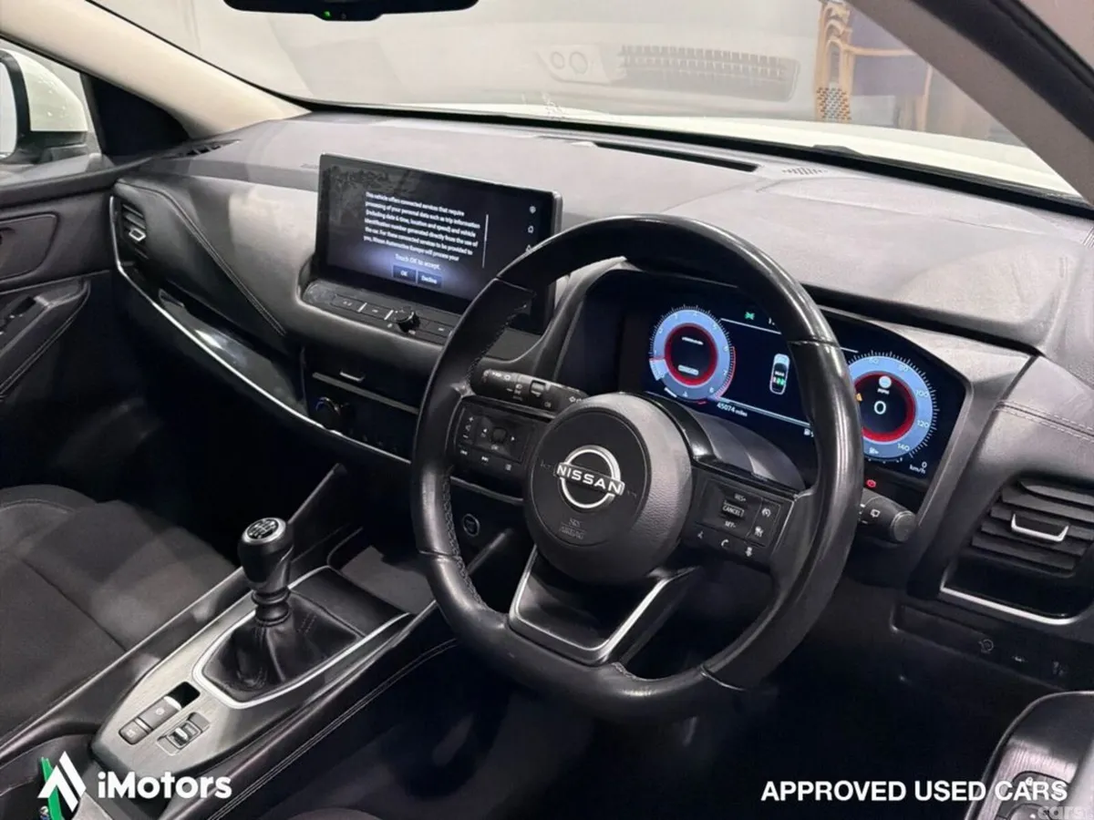 Nissan Qashqai SUV, Petrol, 2023, White