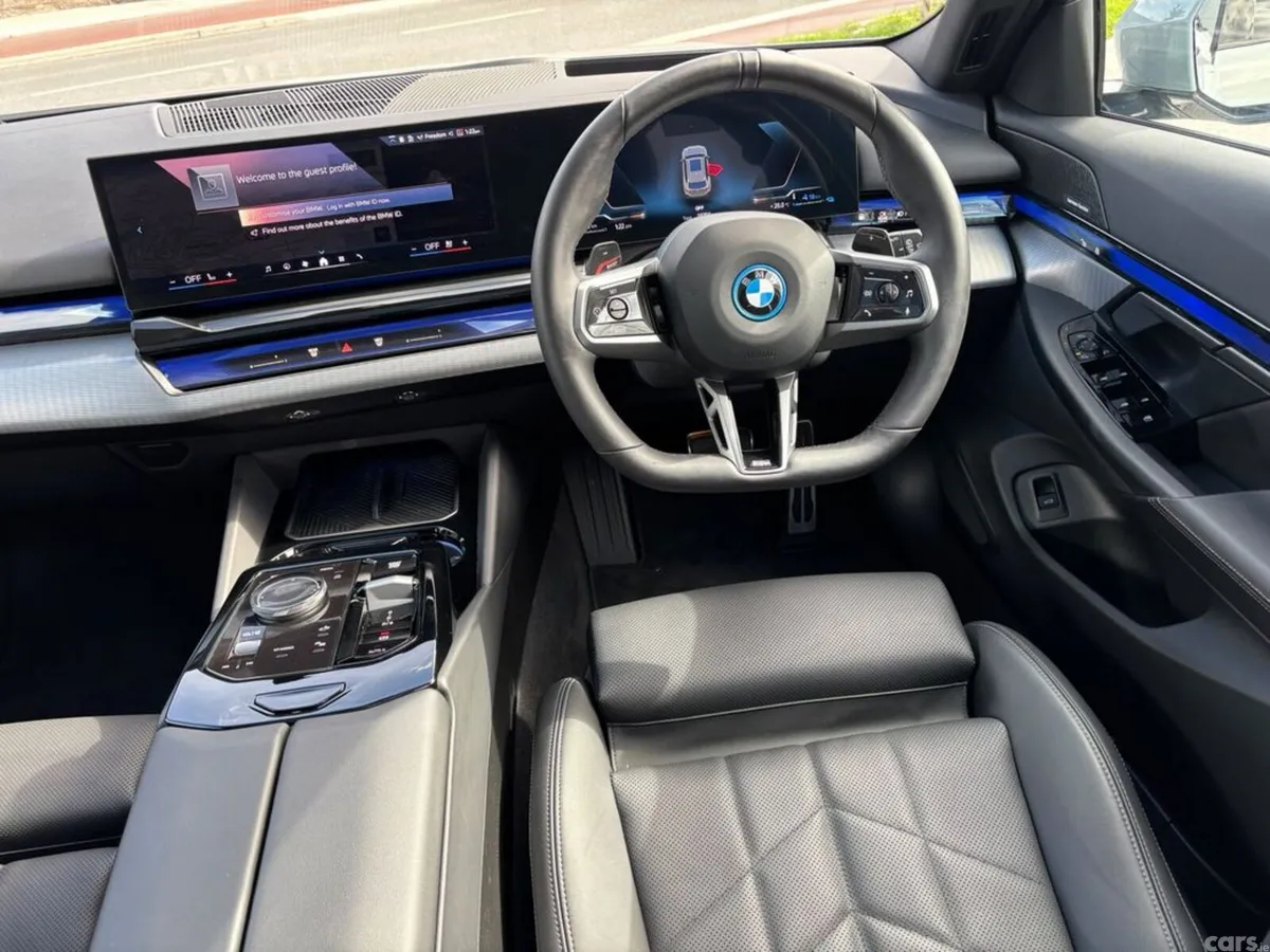 BMW 5-Series Estate, Petrol Plug-in Hybrid, 2025, Grey