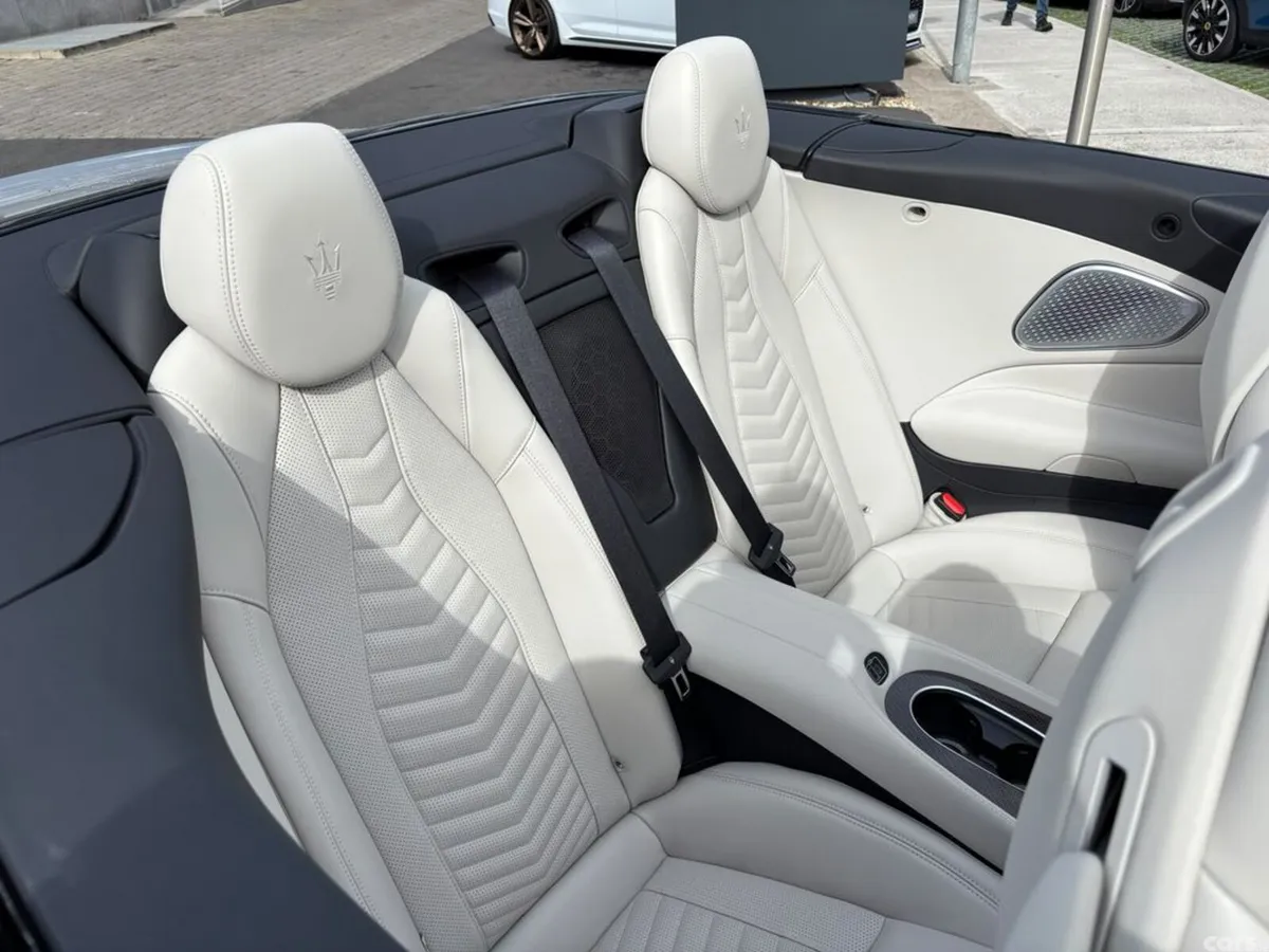 Maserati Other Convertible, Electric, 2024, Grey
