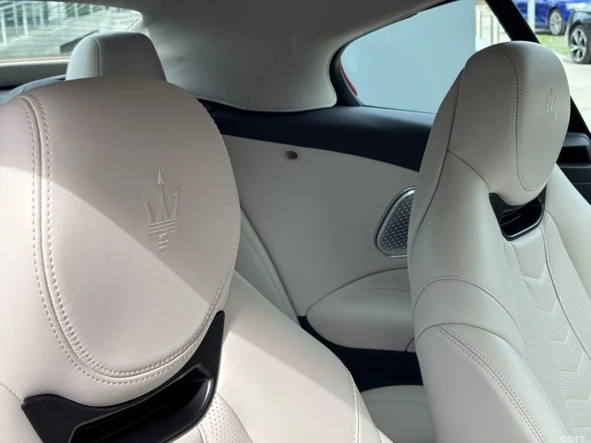 Maserati Other Convertible, Electric, 2024, Grey