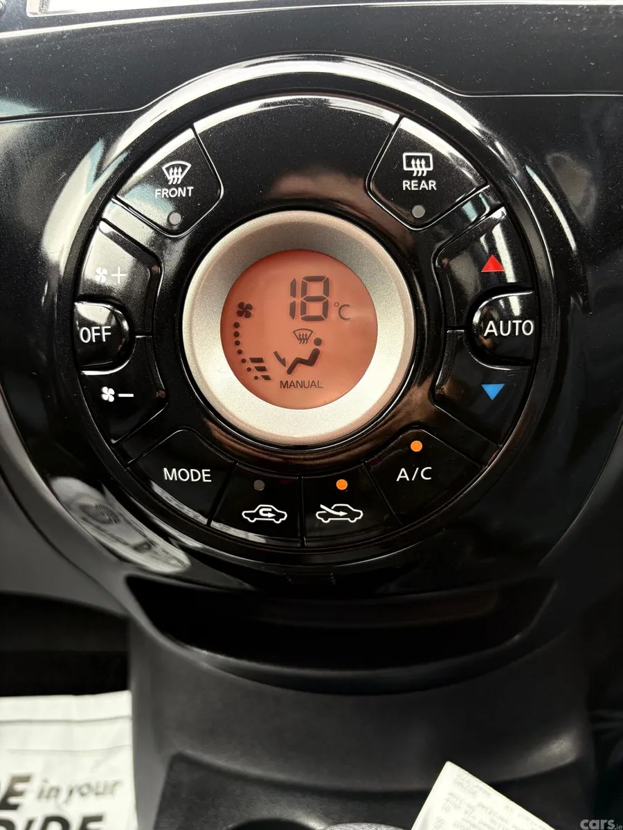 Nissan Note Hatchback, Petrol, 2015, Blue
