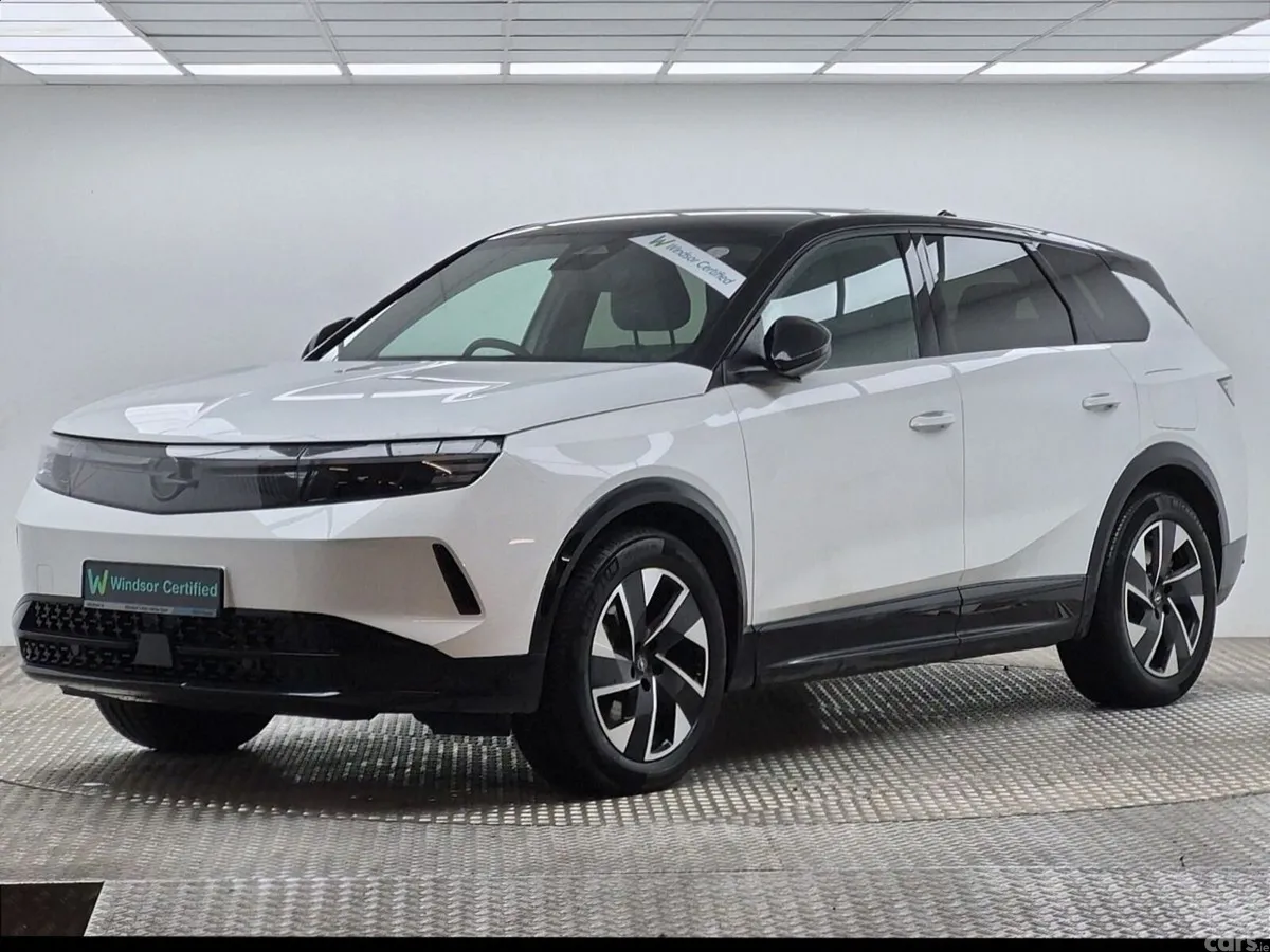 Opel Grandland SUV, Electric, 2026, White