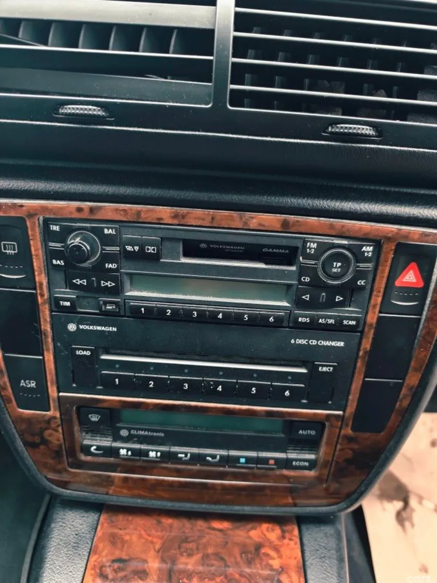 Volkswagen Passat Saloon, Diesel, 2002, Green