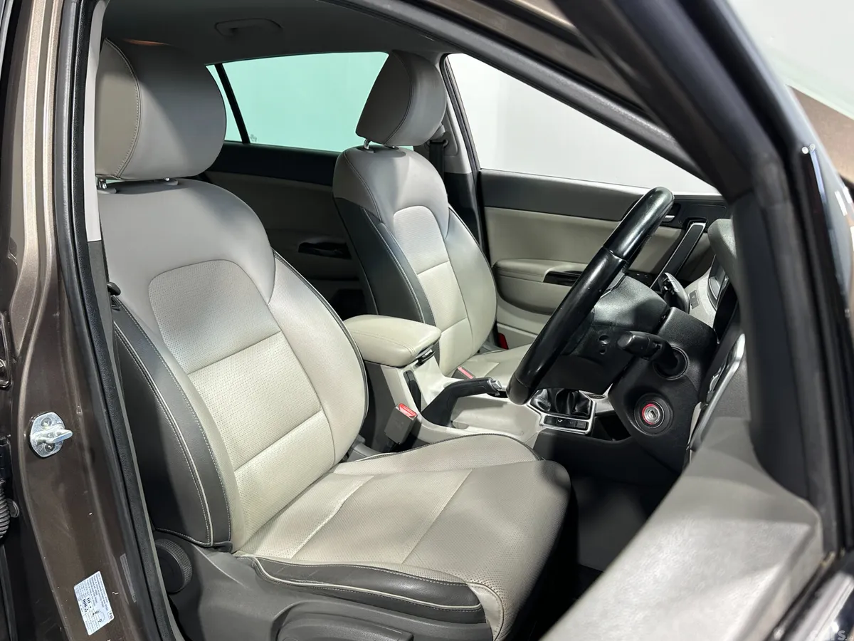 Kia Sportage SUV, Diesel, 2018, Brown