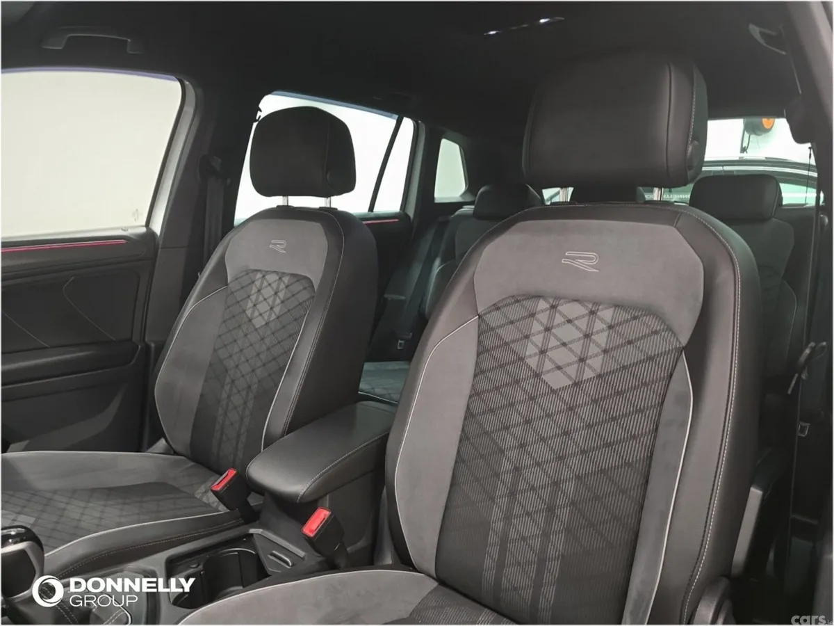 Volkswagen Tiguan Estate, Petrol, 2023, White