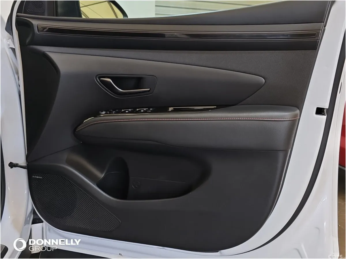 Hyundai Tucson SUV, Petrol Hybrid, 2024, White