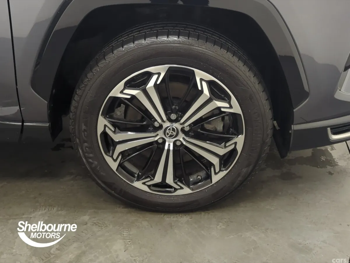 Toyota RAV4 SUV, Petrol Hybrid, 2023, Grey