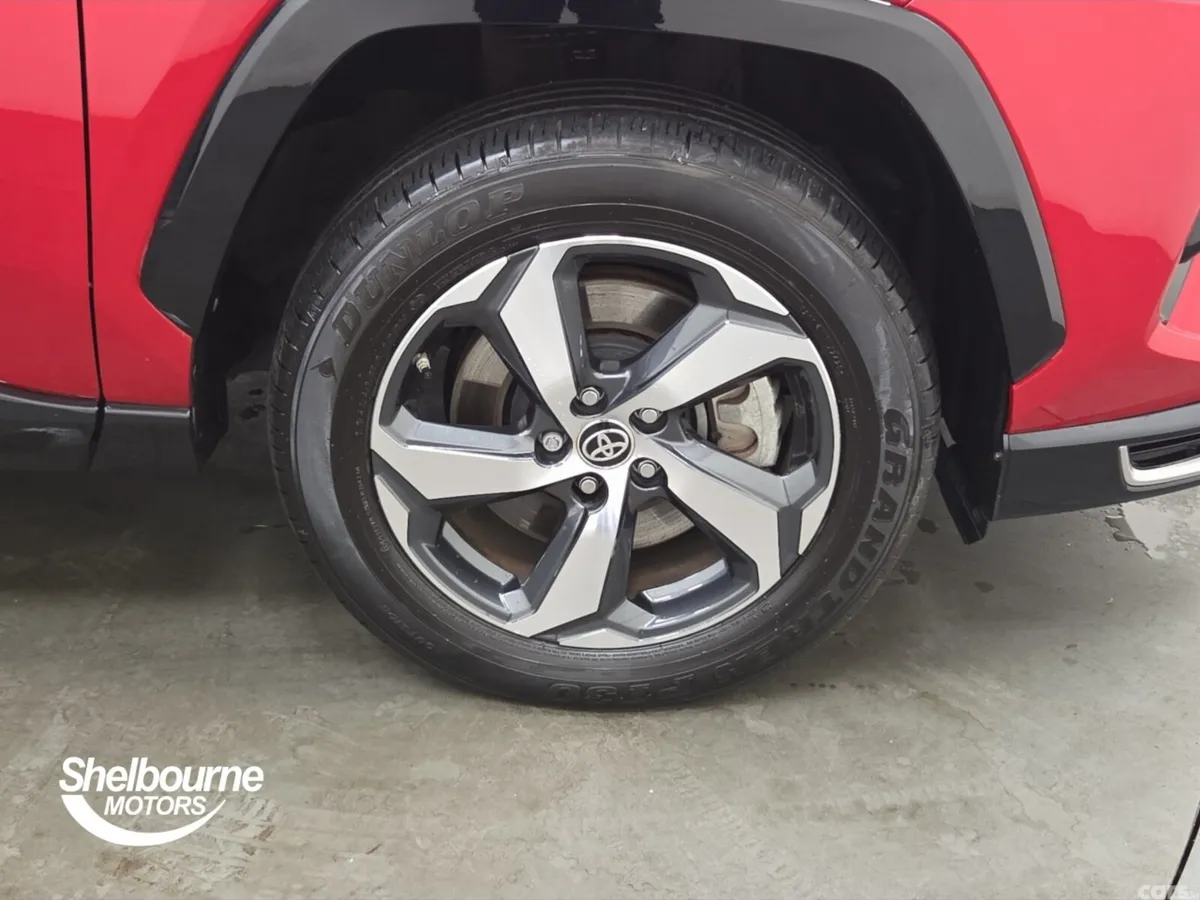 Toyota RAV4 SUV, Petrol Hybrid, 2025, Red