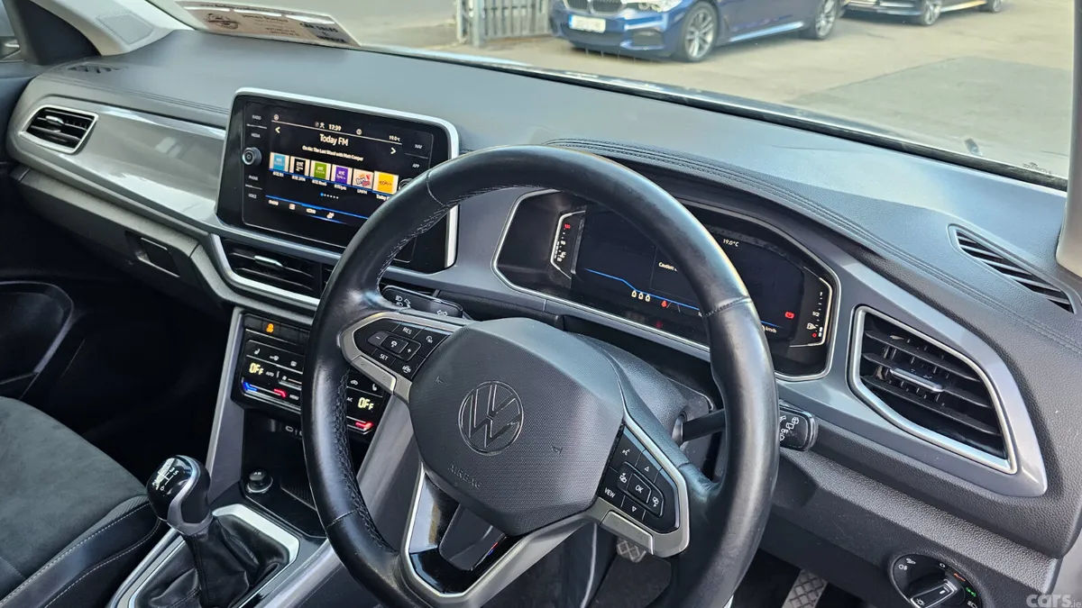 Volkswagen T-Roc SUV, Petrol, 2022, Grey