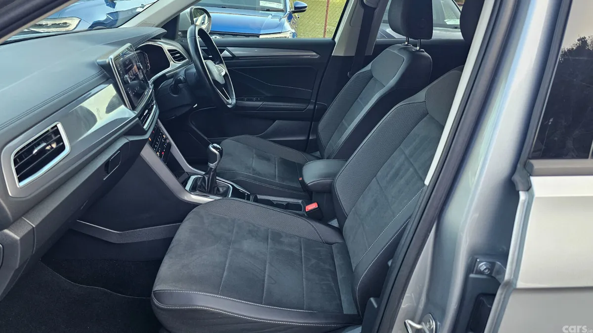 Volkswagen T-Roc SUV, Petrol, 2022, Grey