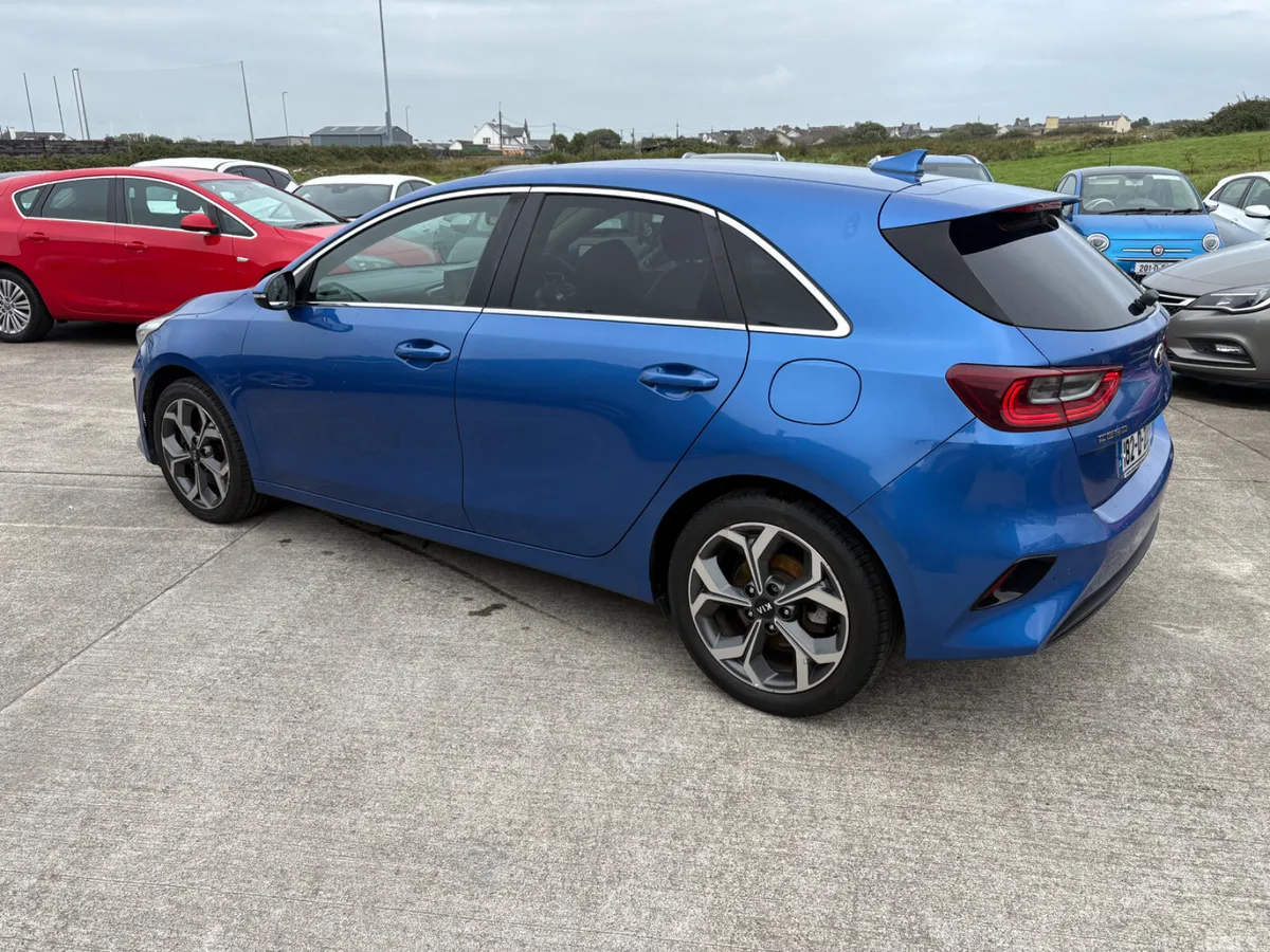 Kia Ceed Hatchback, Diesel, 2018, Blue