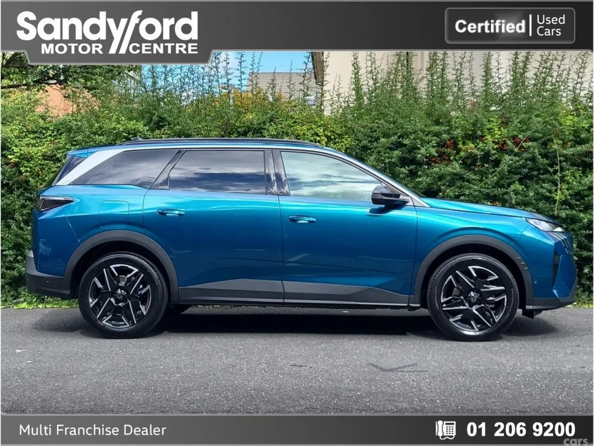 Peugeot 5008 SUV, Petrol, 2026, Blue