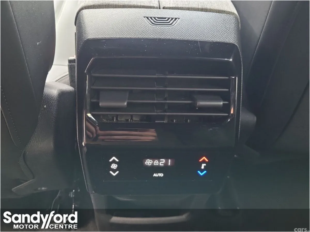 Peugeot 5008 SUV, Petrol, 2026, Blue