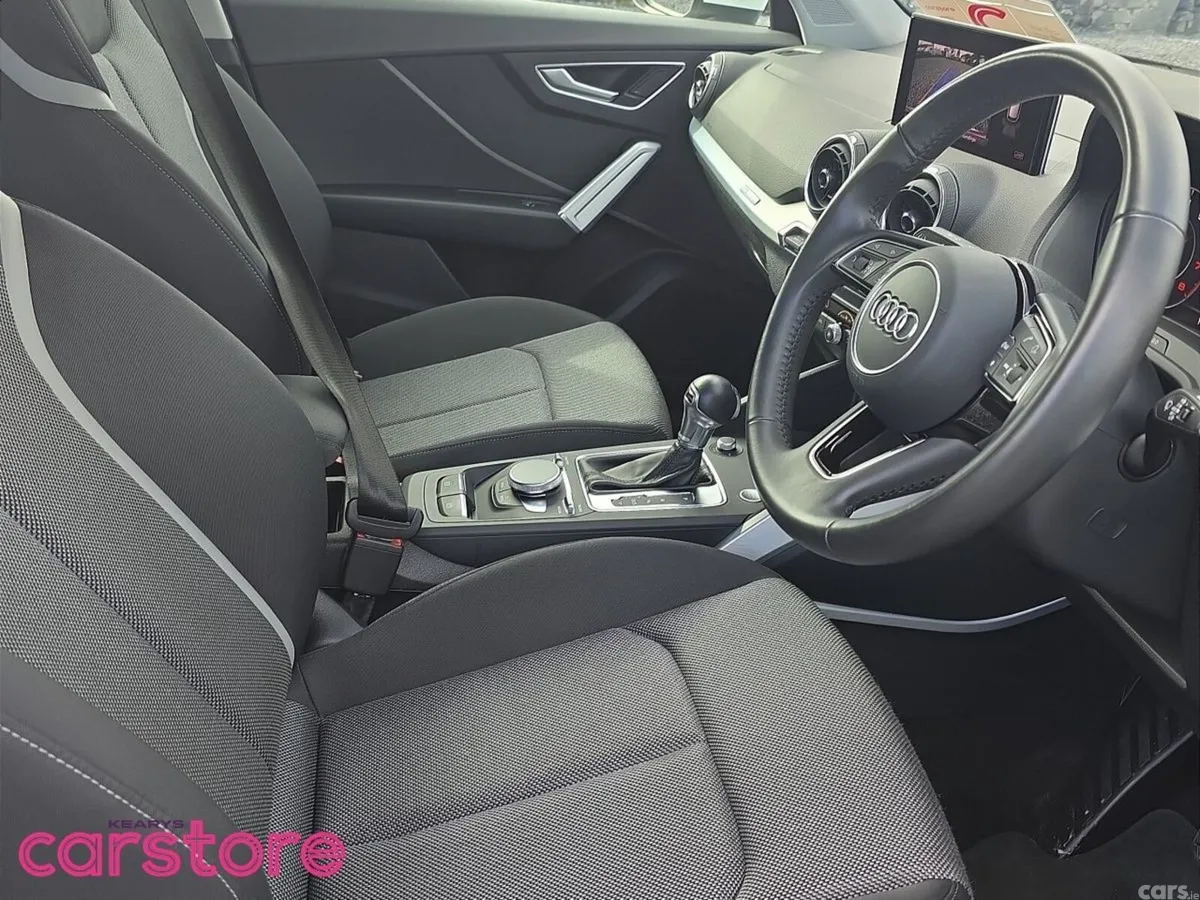 Audi Q2 Hatchback, Petrol, 2018, White