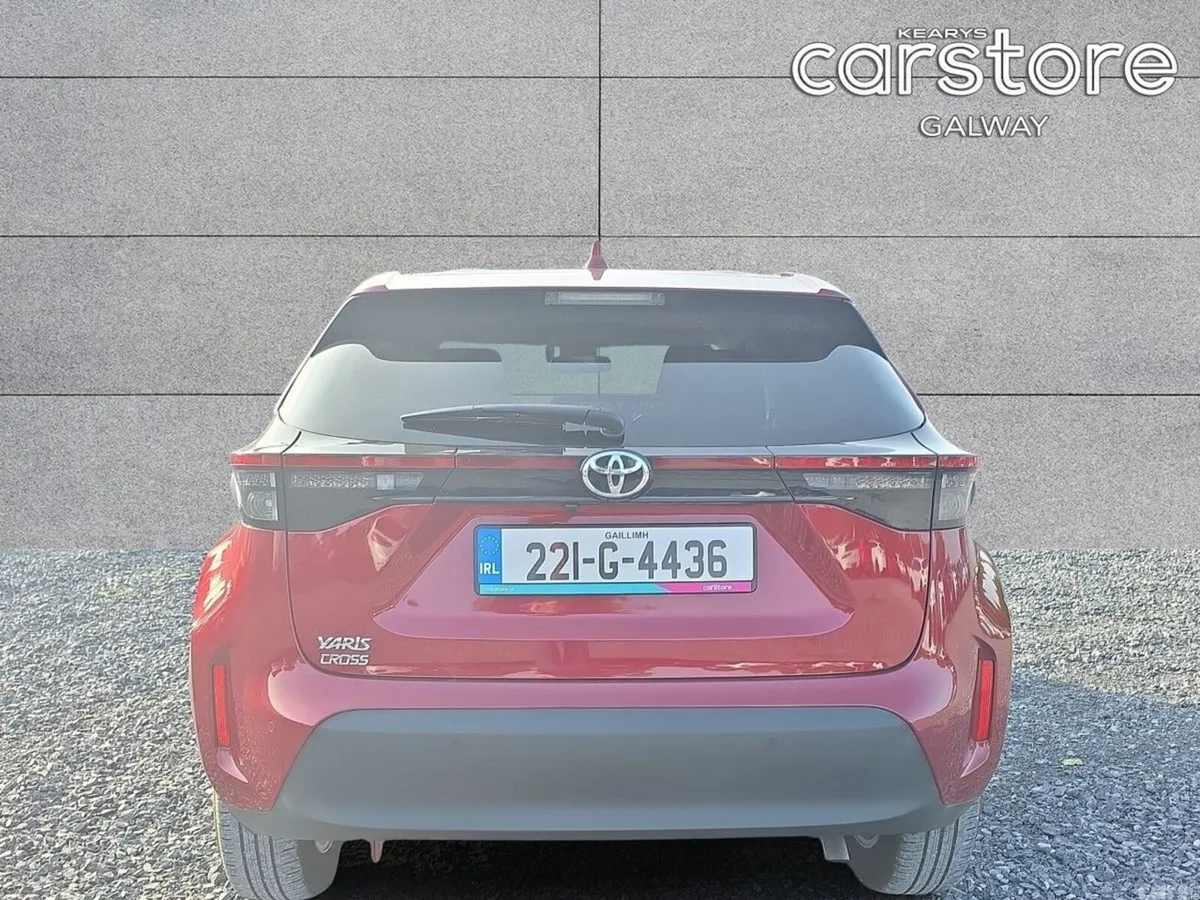 Toyota Yaris Cross Hatchback, Petrol, 2022, Red