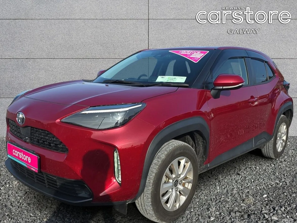 Toyota Yaris Cross Hatchback, Petrol, 2022, Red