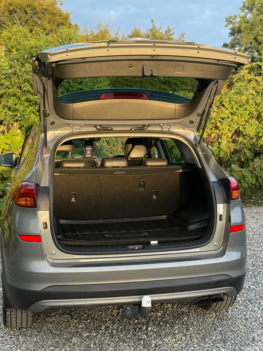 Hyundai Tucson SUV, Diesel, 2019, Grey