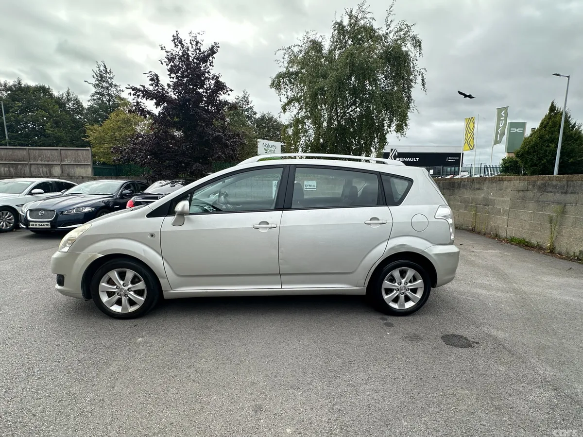 Toyota Corolla SUV, Petrol, 2008, Silver