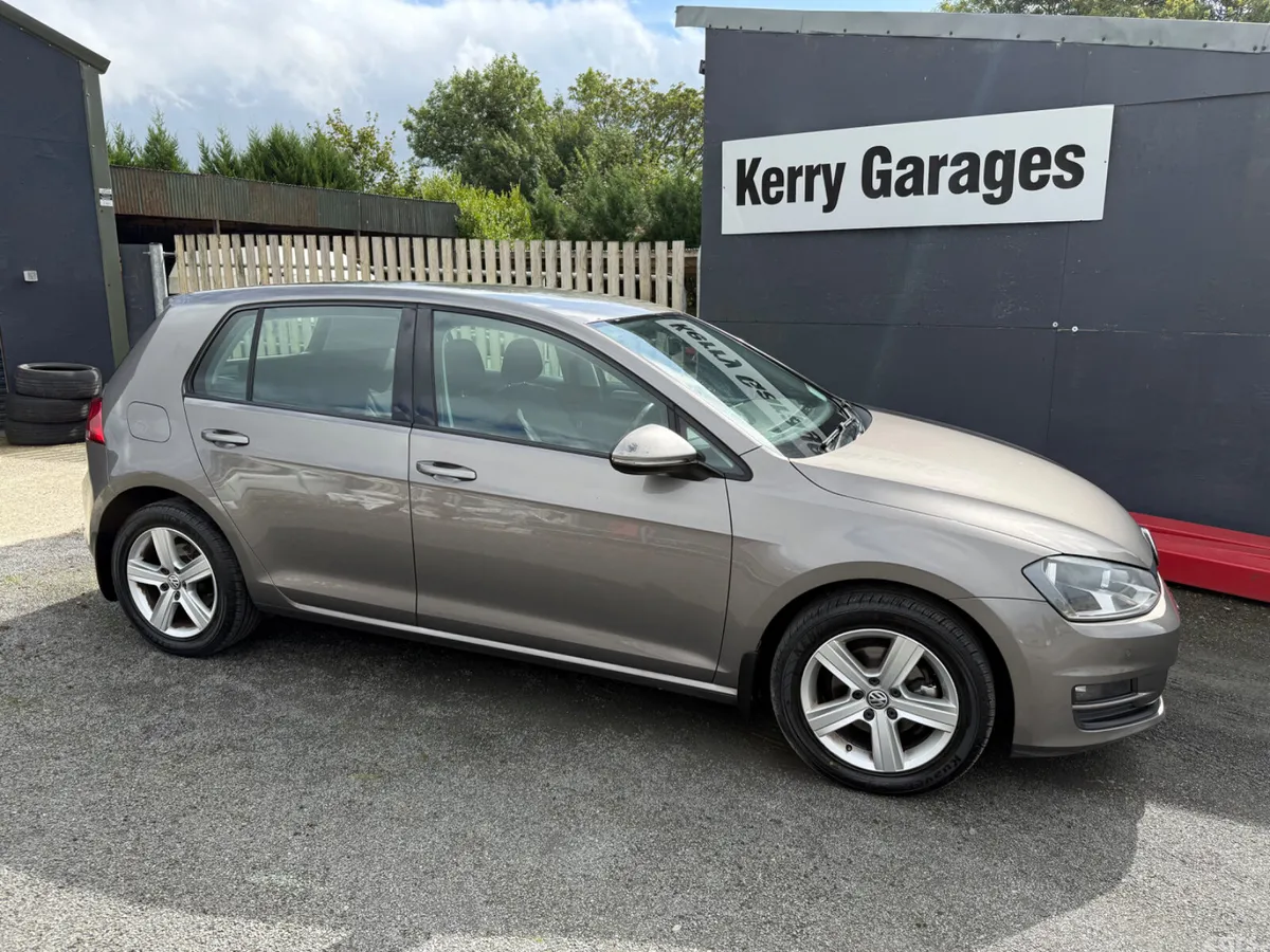 Volkswagen Golf Hatchback, Diesel, 2015, Grey