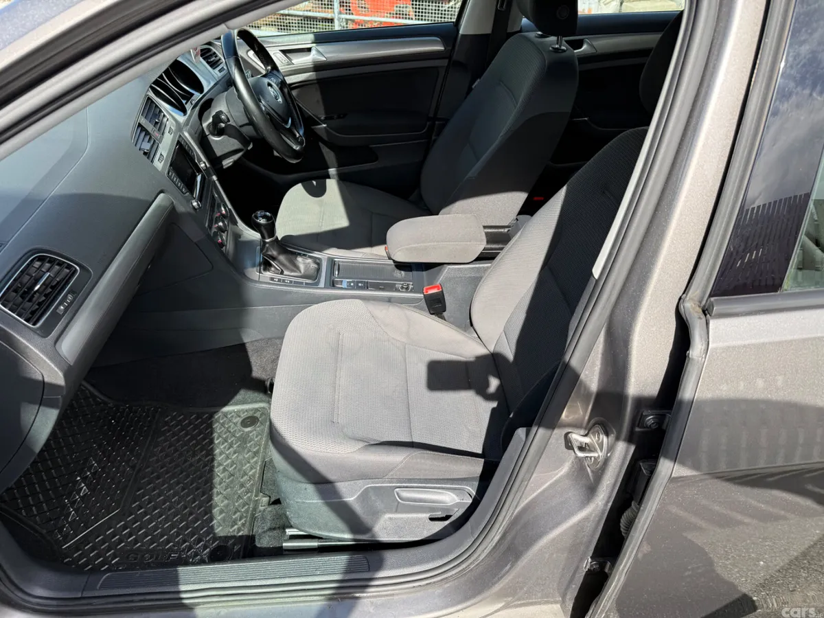 Volkswagen Golf Hatchback, Diesel, 2015, Grey