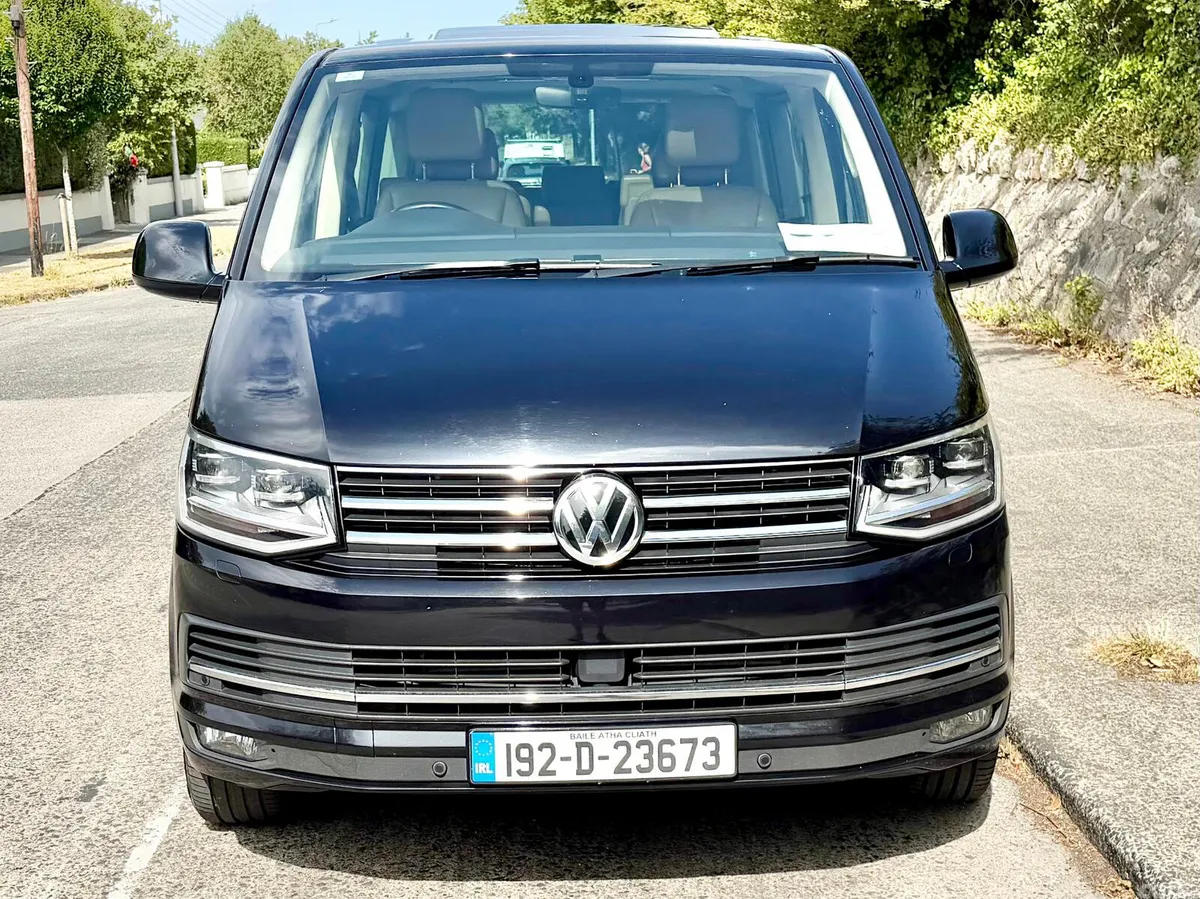 Volkswagen Caravelle MPV, Diesel, 2019, Black