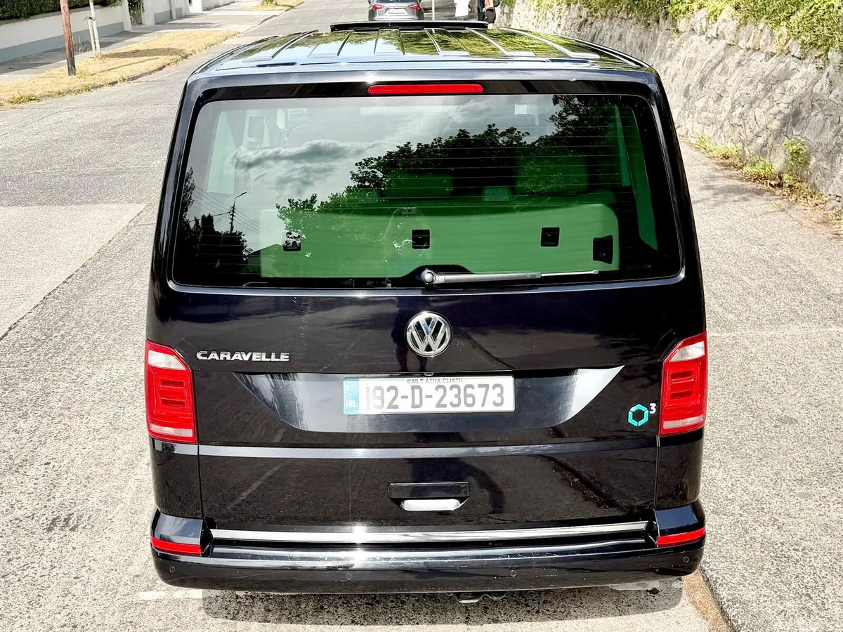 Volkswagen Caravelle MPV, Diesel, 2019, Black