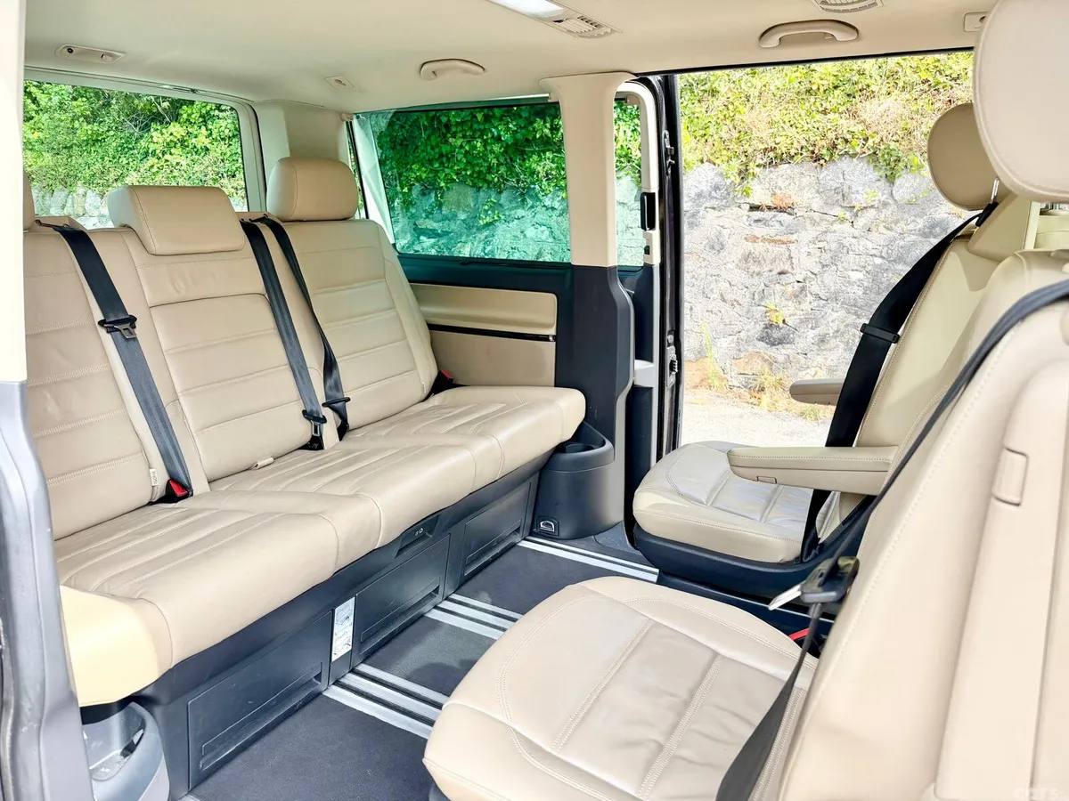 Volkswagen Caravelle MPV, Diesel, 2019, Black