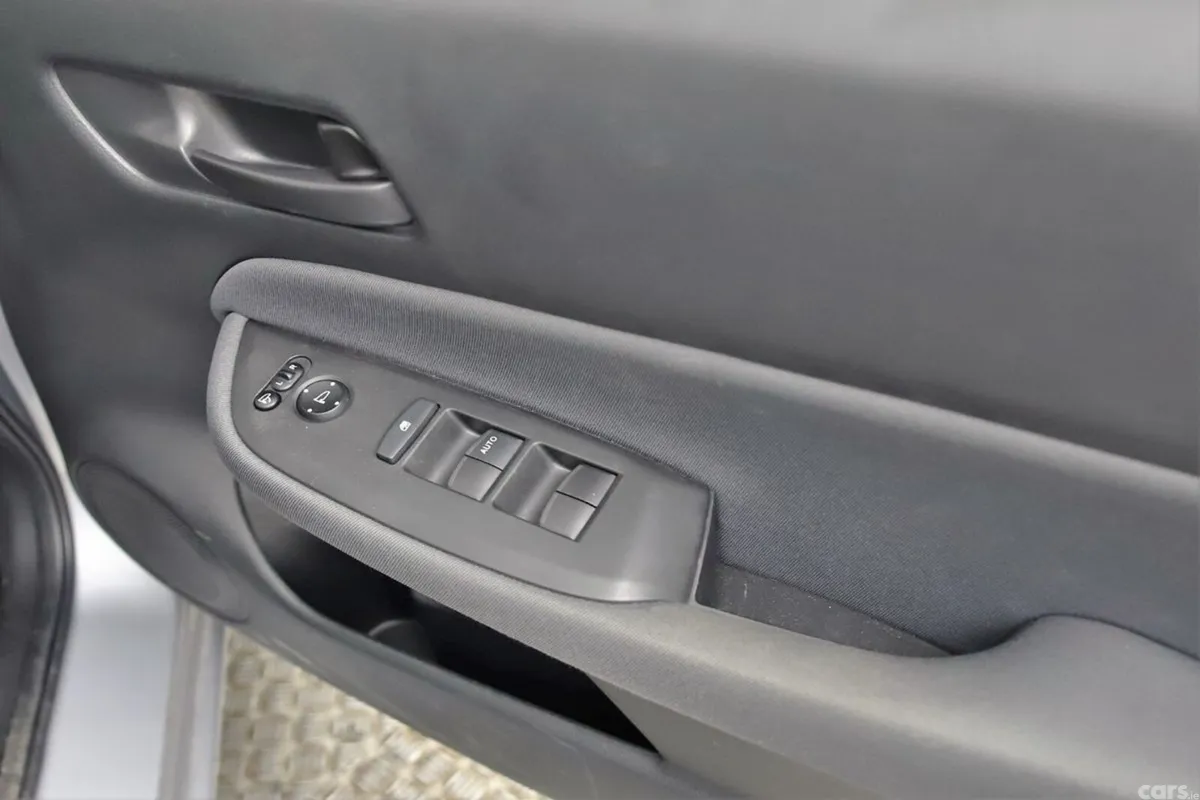 Honda Fit Hatchback, Petrol Hybrid, 2023, Silver