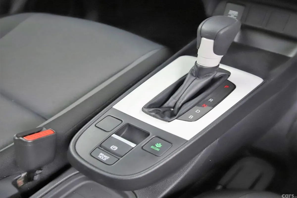 Honda Fit Hatchback, Petrol Hybrid, 2023, Silver