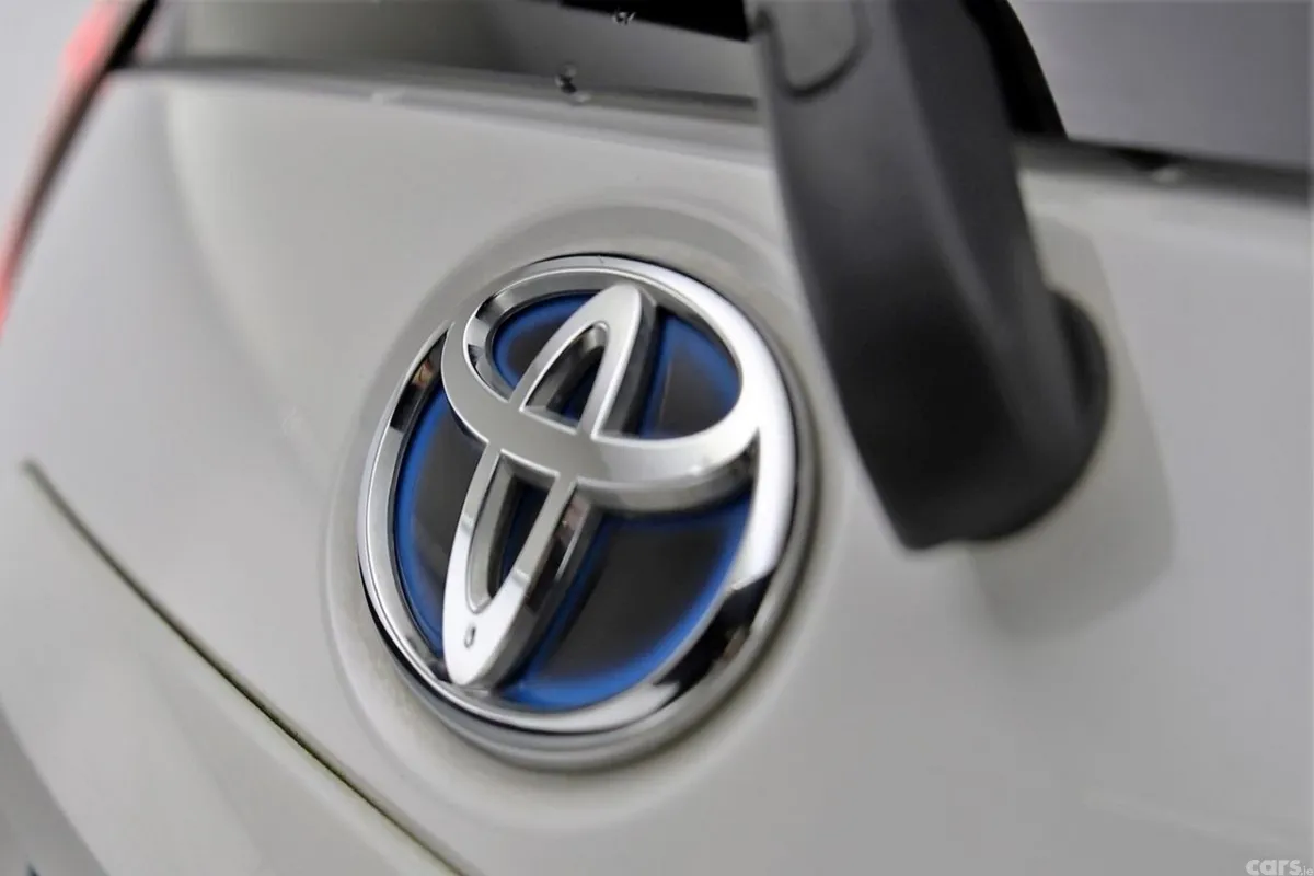 Toyota Aqua Hatchback, Petrol Hybrid, 2020, White