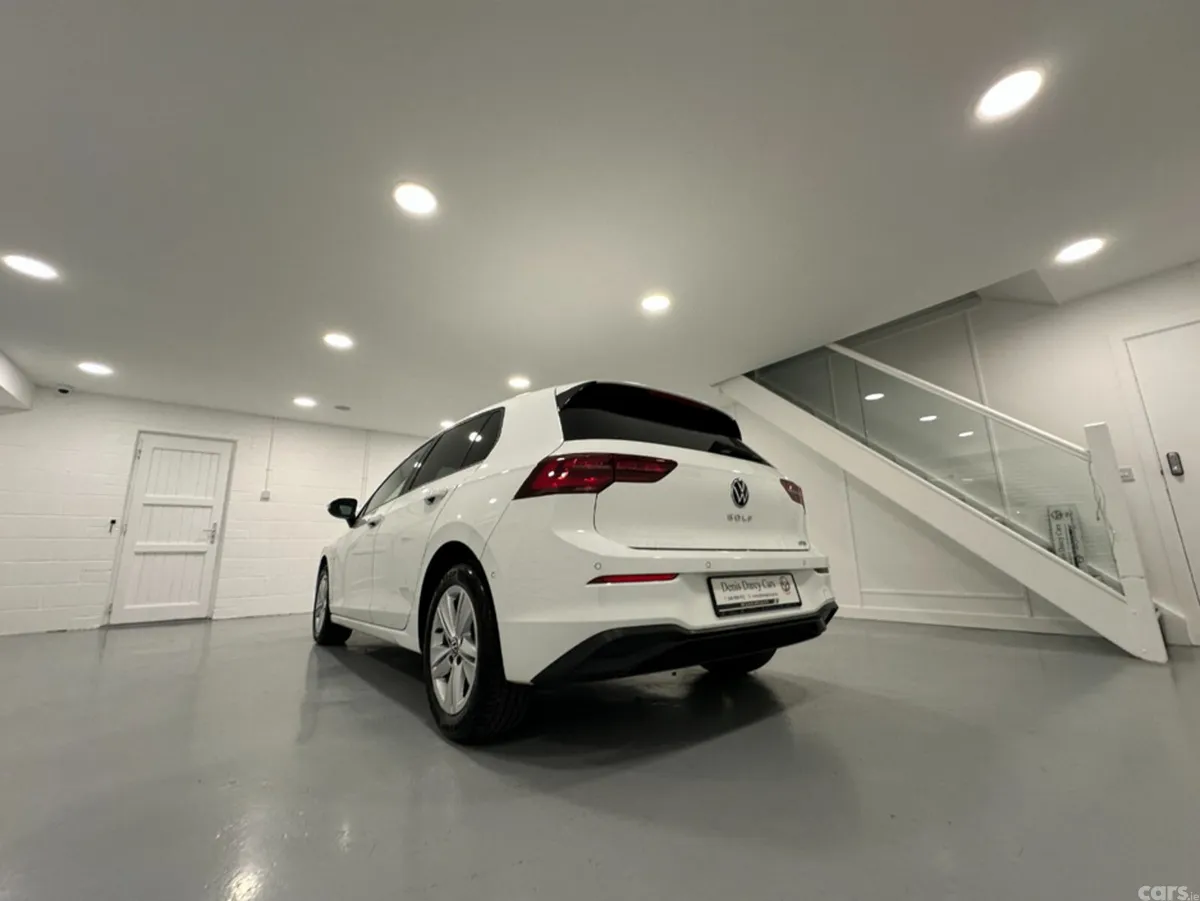 Volkswagen Golf Hatchback, Petrol, 2021, White