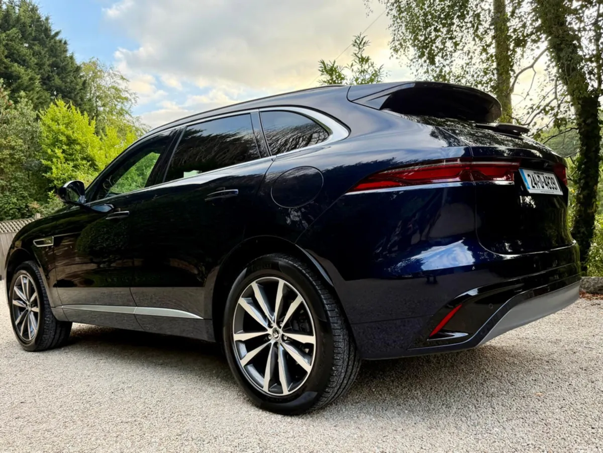 Jaguar F-Pace SUV, Petrol Plug-in Hybrid, 2024, Blue