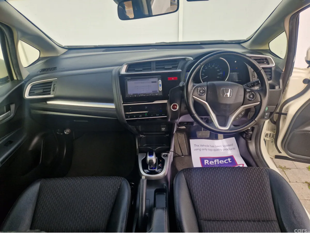 Honda Fit Hatchback, Petrol Hybrid, 2014, White