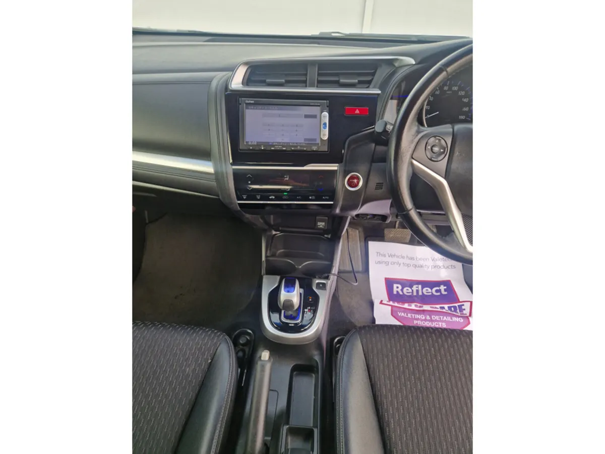 Honda Fit Hatchback, Petrol Hybrid, 2014, White