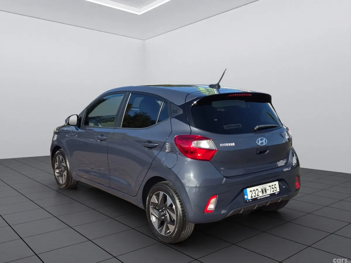 Hyundai i10 Hatchback, Petrol, 2023, Grey