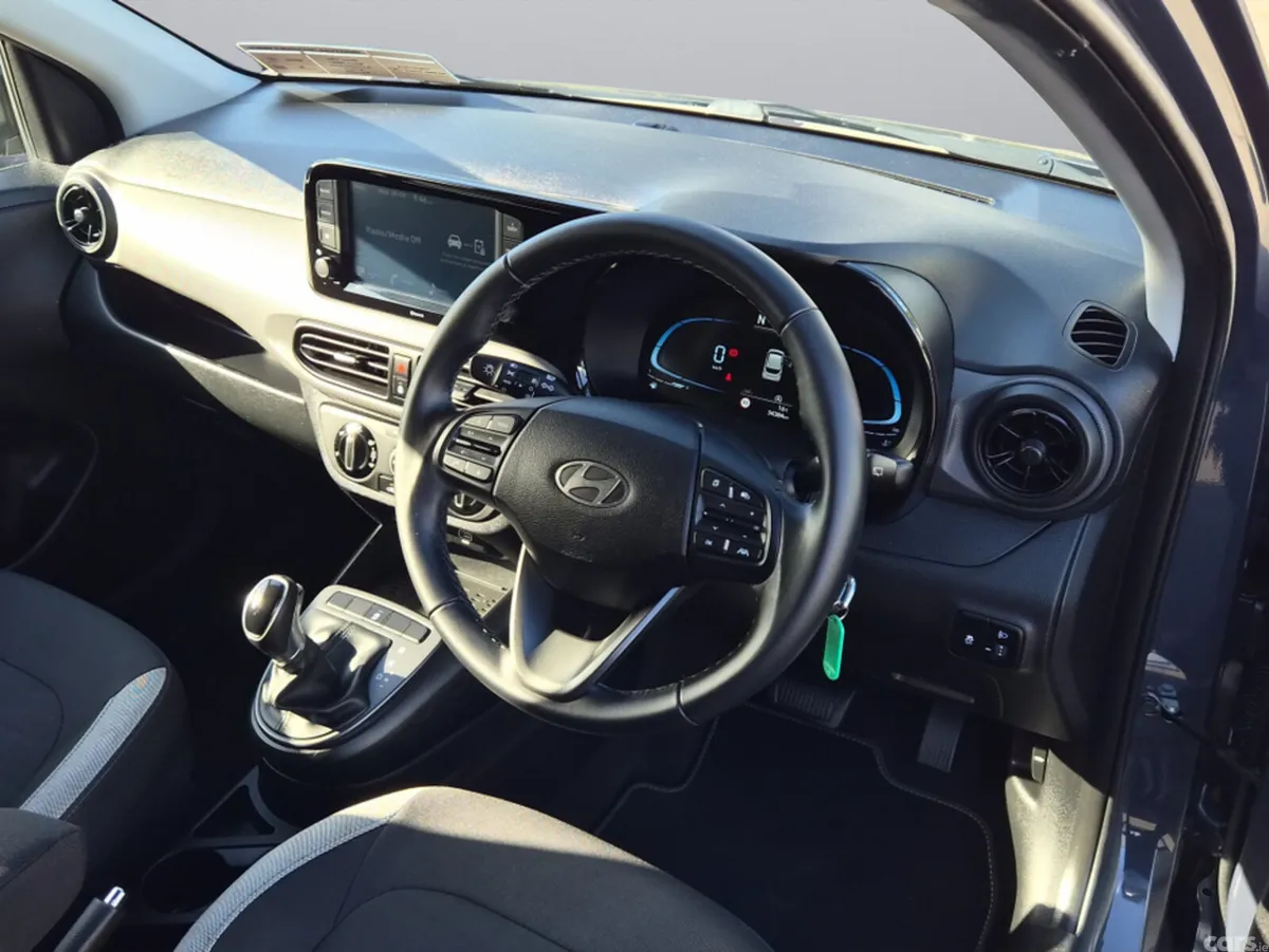 Hyundai i10 Hatchback, Petrol, 2023, Grey