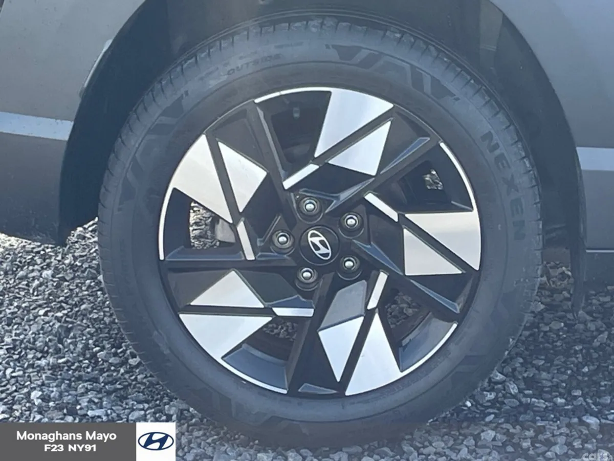 Hyundai KONA MPV, Petrol Hybrid, 2024, Grey