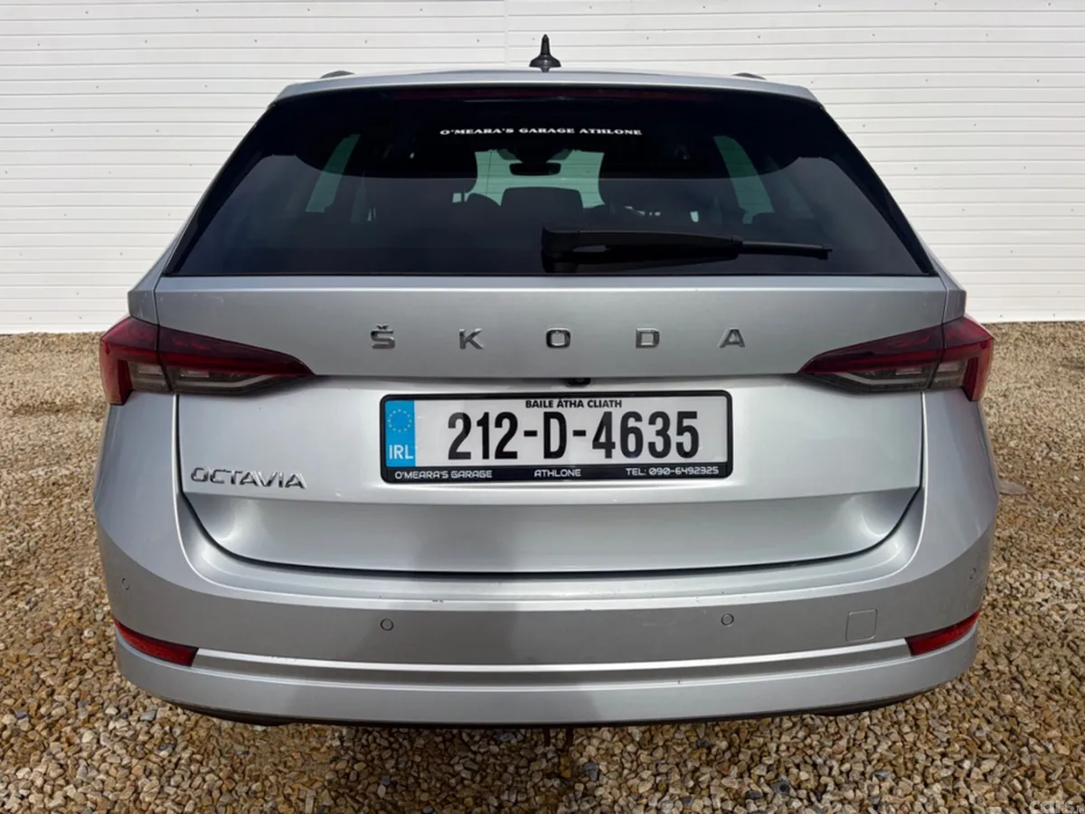 Skoda Octavia Estate, Diesel, 2021, Grey