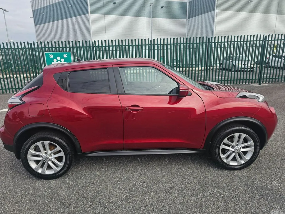Nissan Juke MPV, Petrol, 2017, Red