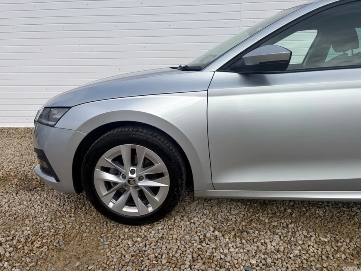 Skoda Octavia Estate, Diesel, 2021, Grey