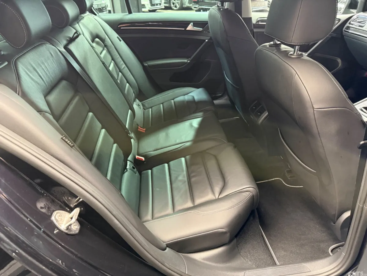 Volkswagen Golf Hatchback, Petrol, 2020, Black